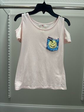 Girls' Light Pink Cold-Shoulder Tee with Flip Sequin Smiley Pocket